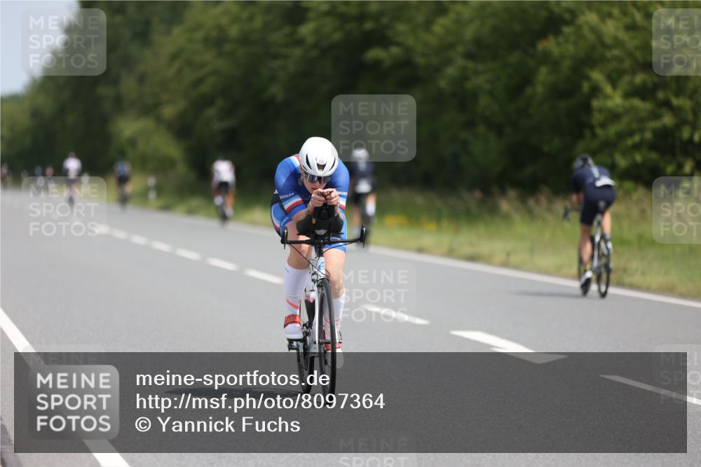 22.06.2025 - Viking Triathlon Yannick Fuchs http://msf.ph/oto/8097364 22.06.2025 11:59:52 Radfahren 207, 223, 230, 610 meine-sportfotos.de