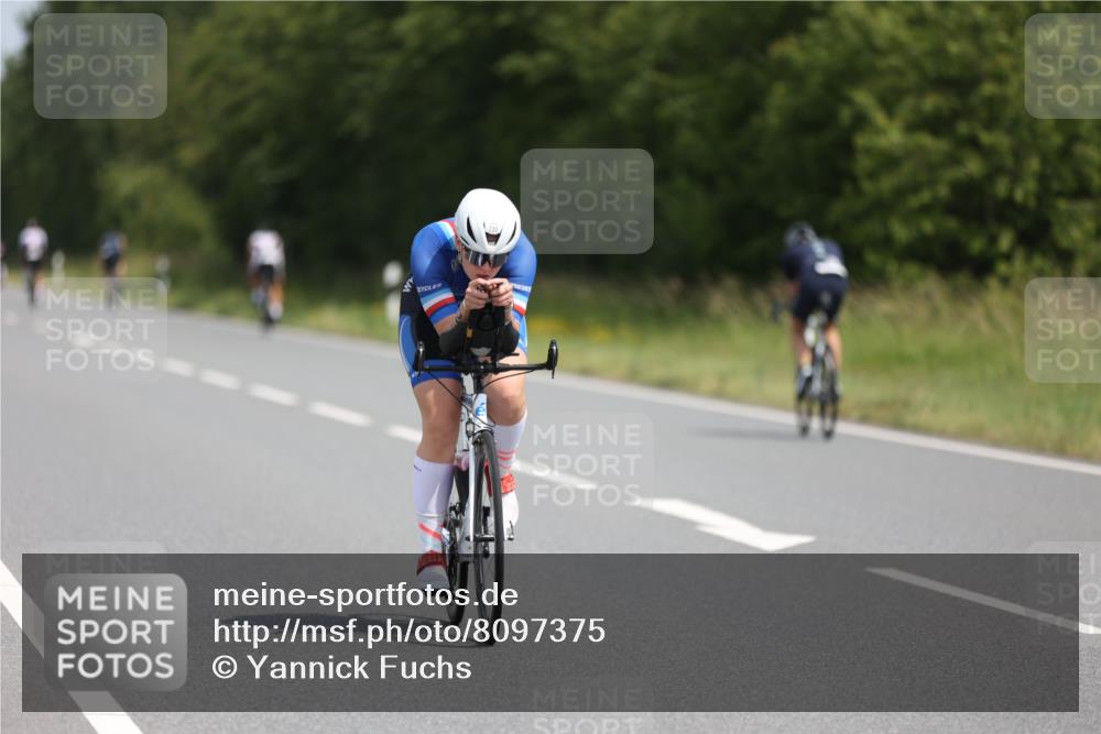 22.06.2025 - Viking Triathlon Yannick Fuchs http://msf.ph/oto/8097375 22.06.2025 11:59:52 Radfahren 207, 223, 230, 610 meine-sportfotos.de