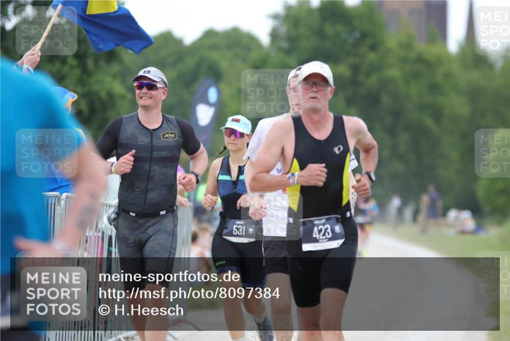 22.06.2025 - Viking Triathlon H.Heesch http://msf.ph/oto/8097384 22.06.2025 15:34:38 Laufen 128, 134, 423, 531, 601 meine-sportfotos.de