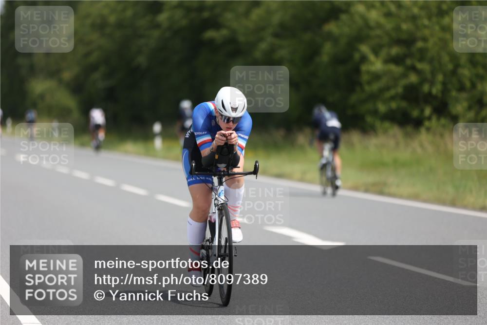 22.06.2025 - Viking Triathlon Yannick Fuchs http://msf.ph/oto/8097389 22.06.2025 11:59:52 Radfahren 207, 223, 230, 610 meine-sportfotos.de