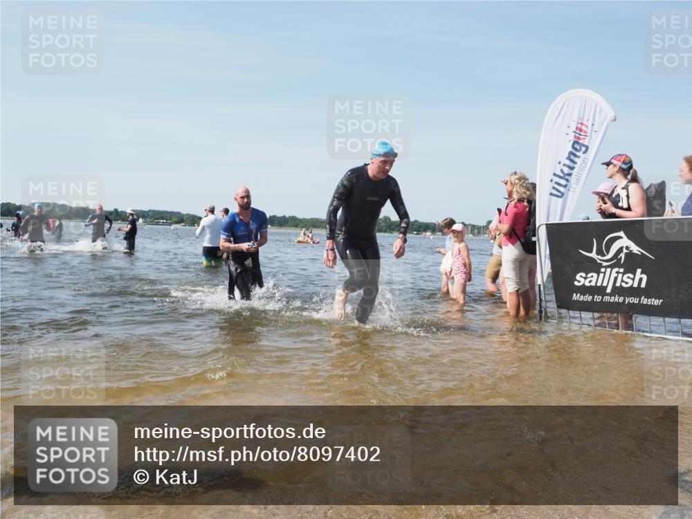 22.06.2025 - Viking Triathlon KatJ http://msf.ph/oto/8097402 22.06.2025 10:31:36 Schwimmen 3, 8, 98, 99, 137, 158, 189, 224, 340, 350, 469, 613, 648 meine-sportfotos.de