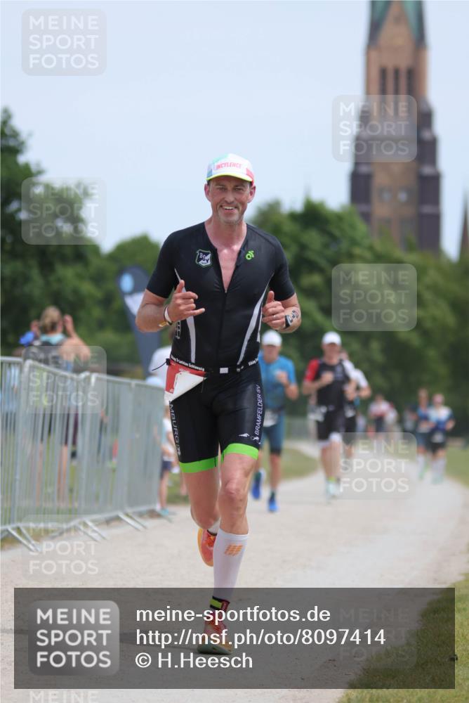 22.06.2025 - Viking Triathlon H.Heesch http://msf.ph/oto/8097414 22.06.2025 13:13:05 Laufen 113, 226, 610 meine-sportfotos.de