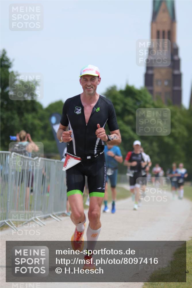 22.06.2025 - Viking Triathlon H.Heesch http://msf.ph/oto/8097416 22.06.2025 13:13:05 Laufen 113, 226, 610 meine-sportfotos.de