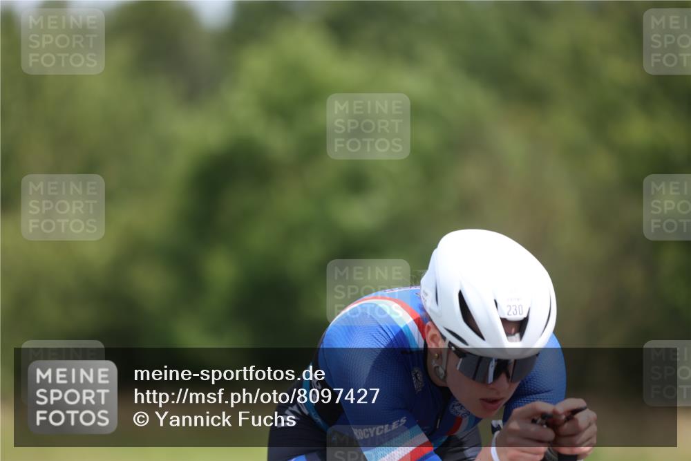 22.06.2025 - Viking Triathlon Yannick Fuchs http://msf.ph/oto/8097427 22.06.2025 11:59:54 Radfahren 64, 103, 207, 223, 230, 610 meine-sportfotos.de