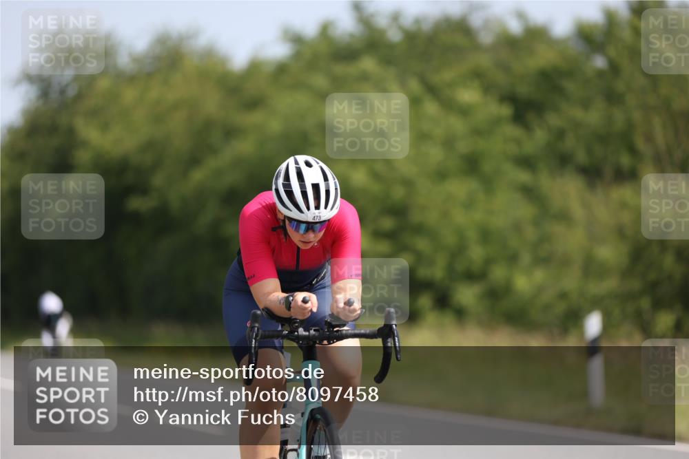 22.06.2025 - Viking Triathlon Yannick Fuchs http://msf.ph/oto/8097458 22.06.2025 11:22:15 Radfahren 42, 47, 91, 165, 257, 473, 490, 661 meine-sportfotos.de