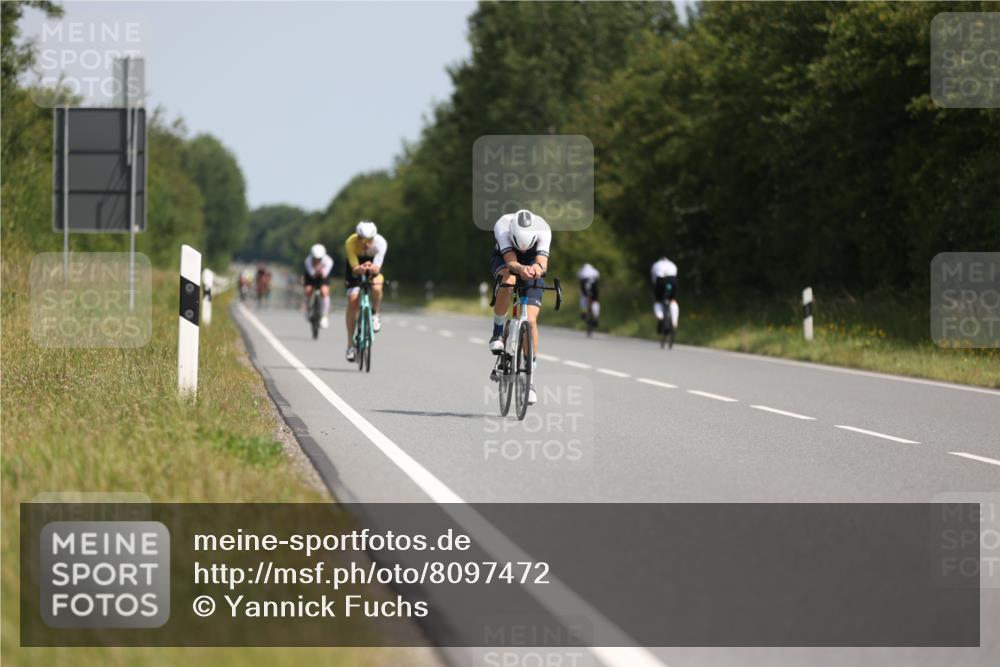 22.06.2025 - Viking Triathlon Yannick Fuchs http://msf.ph/oto/8097472 22.06.2025 11:22:16 Radfahren 42, 47, 91, 165, 257, 473, 490, 661 meine-sportfotos.de