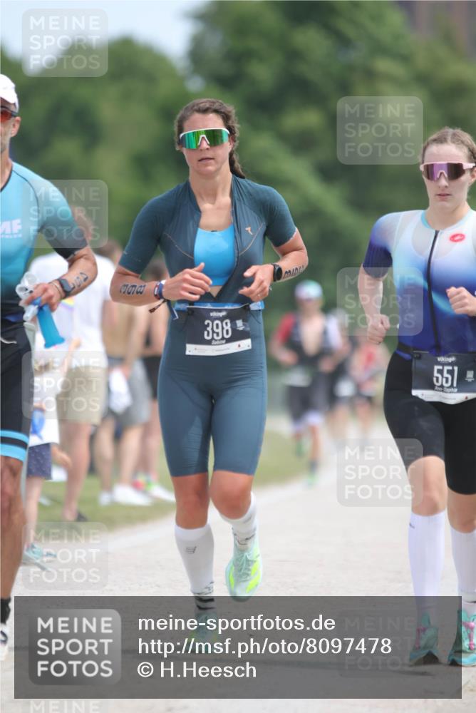 22.06.2025 - Viking Triathlon H.Heesch http://msf.ph/oto/8097478 22.06.2025 13:13:17 Laufen 226, 233, 300, 398, 451, 551 meine-sportfotos.de