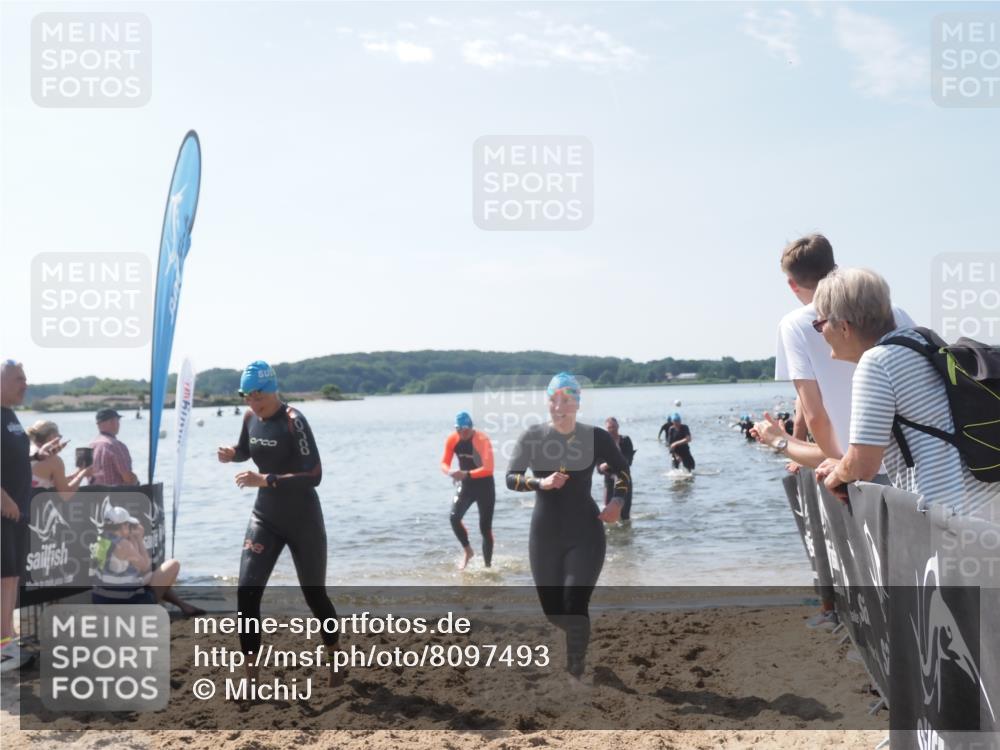 22.06.2025 - Viking Triathlon MichiJ http://msf.ph/oto/8097493 22.06.2025 10:42:36 Schwimmen 55, 65, 171, 192, 240, 318, 427, 624 meine-sportfotos.de