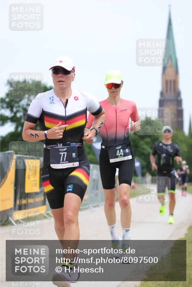 22.06.2025 - Viking Triathlon H.Heesch http://msf.ph/oto/8097500 22.06.2025 13:28:44 Laufen 44, 77, 356 meine-sportfotos.de