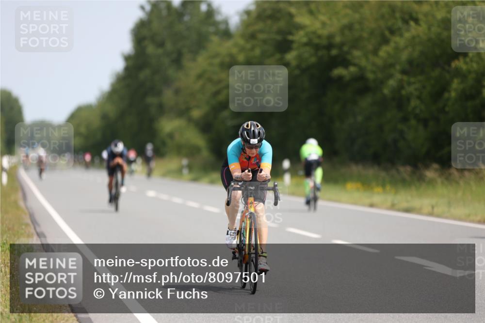 22.06.2025 - Viking Triathlon Yannick Fuchs http://msf.ph/oto/8097501 22.06.2025 12:00:18 Radfahren 68, 261, 268, 434, 494 meine-sportfotos.de