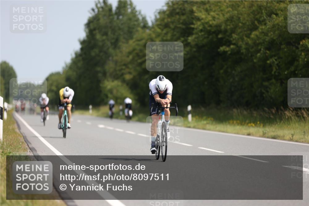 22.06.2025 - Viking Triathlon Yannick Fuchs http://msf.ph/oto/8097511 22.06.2025 11:22:17 Radfahren 42, 47, 91, 165, 257, 473, 490, 661 meine-sportfotos.de