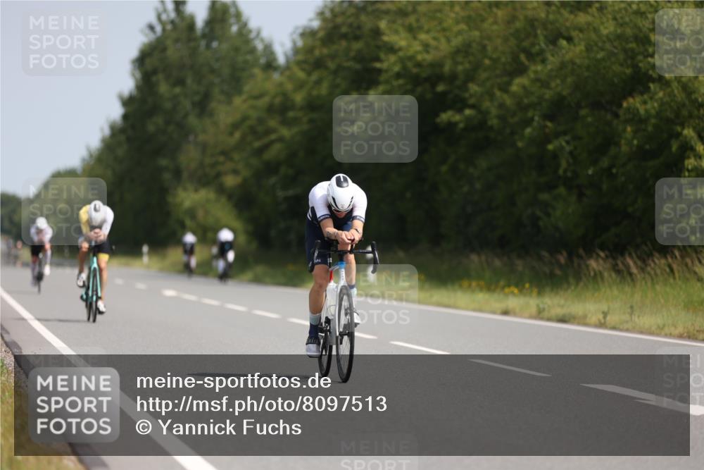 22.06.2025 - Viking Triathlon Yannick Fuchs http://msf.ph/oto/8097513 22.06.2025 11:22:17 Radfahren 42, 47, 91, 165, 257, 473, 490, 661 meine-sportfotos.de