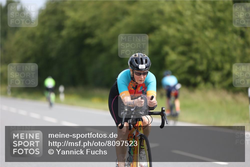 22.06.2025 - Viking Triathlon Yannick Fuchs http://msf.ph/oto/8097523 22.06.2025 12:00:20 Radfahren 261, 268, 434, 489, 494, 602 meine-sportfotos.de