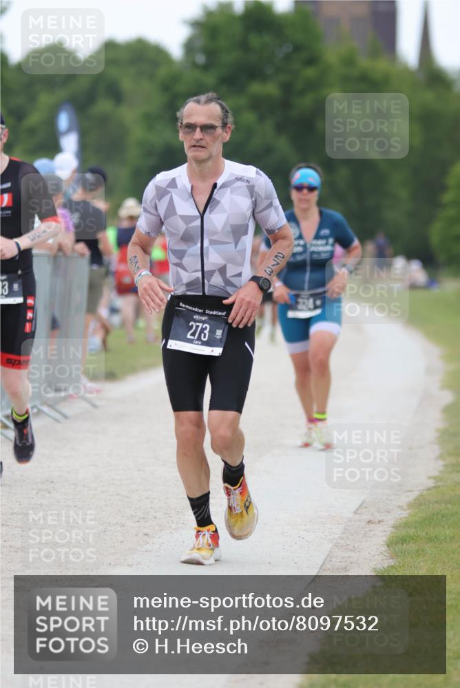 22.06.2025 - Viking Triathlon H.Heesch http://msf.ph/oto/8097532 22.06.2025 15:35:02 Laufen 133, 273, 324, 553 meine-sportfotos.de