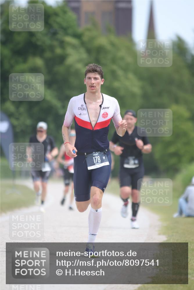 22.06.2025 - Viking Triathlon H.Heesch http://msf.ph/oto/8097541 22.06.2025 13:13:25 Laufen 100, 178 meine-sportfotos.de