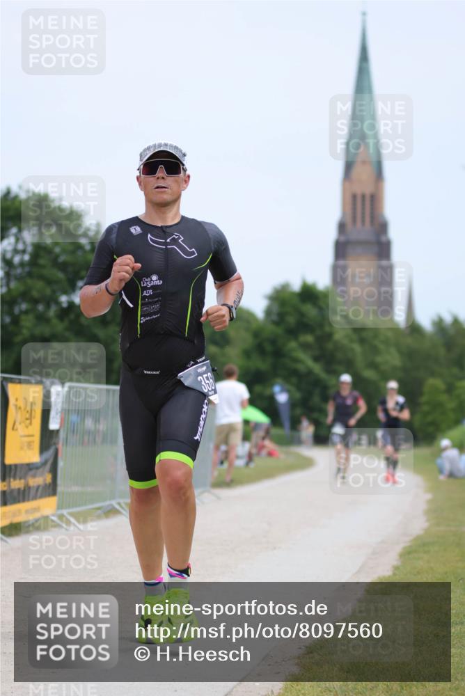 22.06.2025 - Viking Triathlon H.Heesch http://msf.ph/oto/8097560 22.06.2025 13:28:46 Laufen 44, 77, 356 meine-sportfotos.de