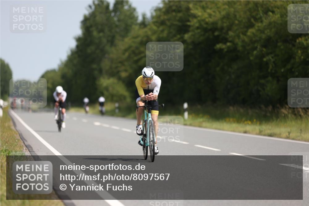 22.06.2025 - Viking Triathlon Yannick Fuchs http://msf.ph/oto/8097567 22.06.2025 11:22:19 Radfahren 42, 47, 91, 165, 257, 473, 490, 661 meine-sportfotos.de