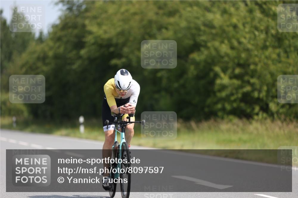 22.06.2025 - Viking Triathlon Yannick Fuchs http://msf.ph/oto/8097597 22.06.2025 11:22:20 Radfahren 42, 47, 91, 165, 257, 490, 523, 661 meine-sportfotos.de