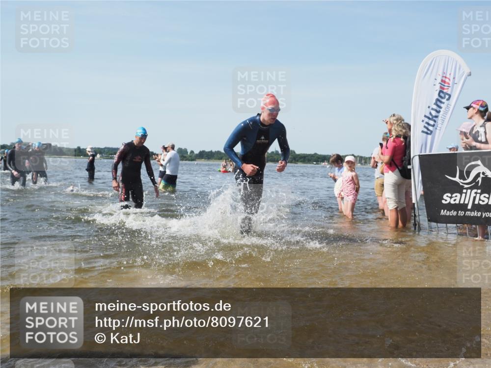 22.06.2025 - Viking Triathlon KatJ http://msf.ph/oto/8097621 22.06.2025 10:31:42 Schwimmen 98, 99, 124, 125, 137, 158, 189, 224, 340, 350, 507, 555, 613, 648 meine-sportfotos.de