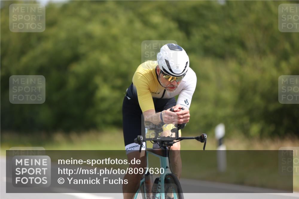 22.06.2025 - Viking Triathlon Yannick Fuchs http://msf.ph/oto/8097630 22.06.2025 11:22:21 Radfahren 42, 47, 91, 165, 257, 490, 523, 661 meine-sportfotos.de