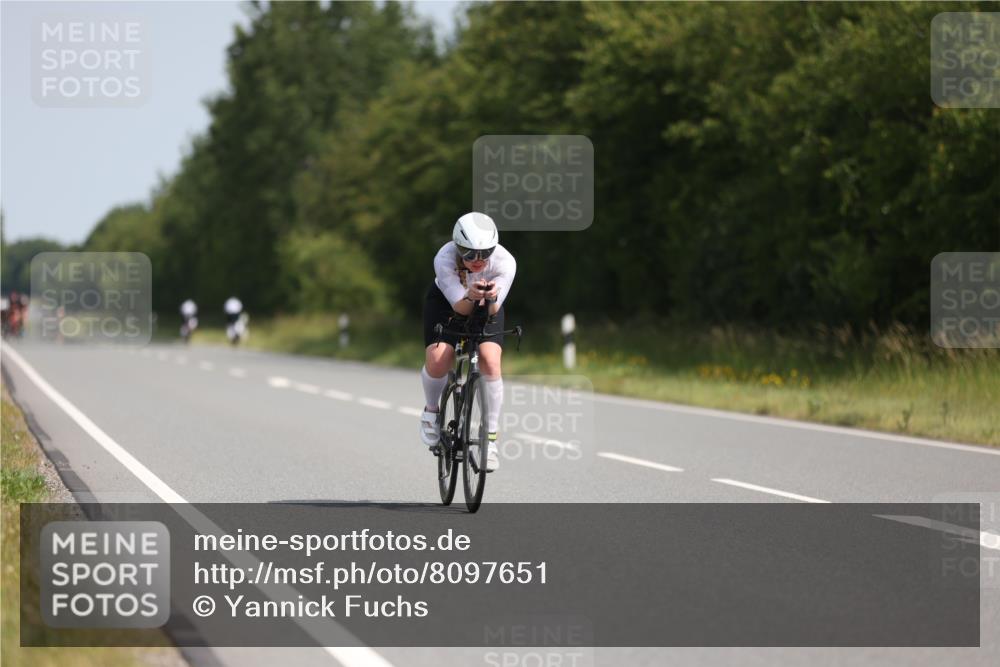22.06.2025 - Viking Triathlon Yannick Fuchs http://msf.ph/oto/8097651 22.06.2025 11:22:22 Radfahren 42, 47, 91, 165, 257, 490, 523, 661 meine-sportfotos.de