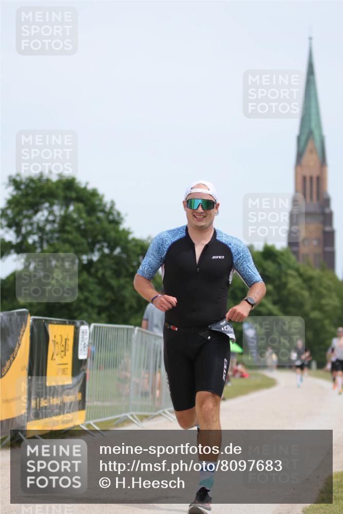 22.06.2025 - Viking Triathlon H.Heesch http://msf.ph/oto/8097683 22.06.2025 13:29:20 Laufen 458 meine-sportfotos.de