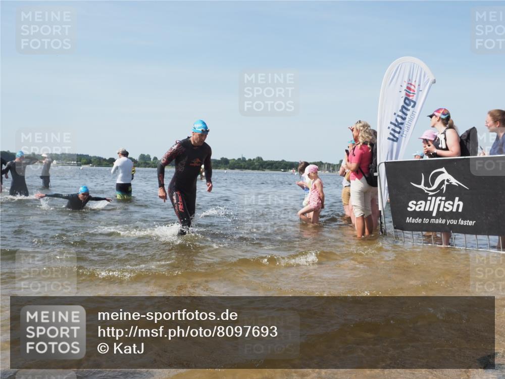 22.06.2025 - Viking Triathlon KatJ http://msf.ph/oto/8097693 22.06.2025 10:31:44 Schwimmen 87, 98, 99, 124, 125, 137, 158, 189, 224, 340, 350, 435, 507, 555, 613, 648, 658 meine-sportfotos.de