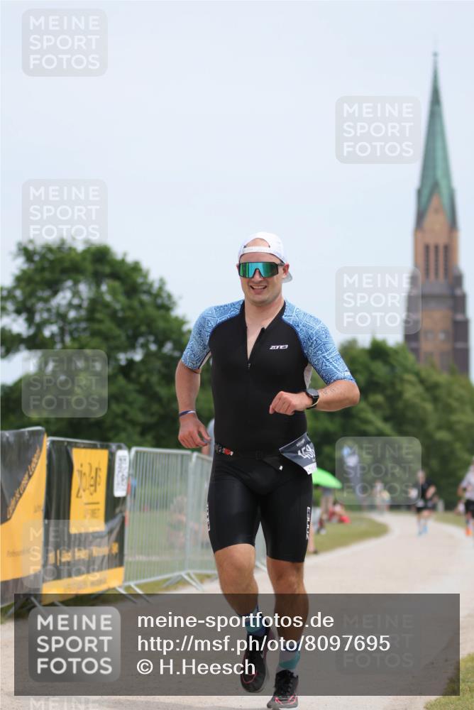 22.06.2025 - Viking Triathlon H.Heesch http://msf.ph/oto/8097695 22.06.2025 13:29:20 Laufen 458 meine-sportfotos.de