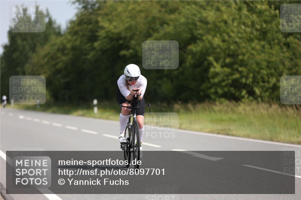 22.06.2025 - Viking Triathlon Yannick Fuchs http://msf.ph/oto/8097701 22.06.2025 11:22:23 Radfahren 42, 47, 91, 165, 257, 490, 523, 661 meine-sportfotos.de