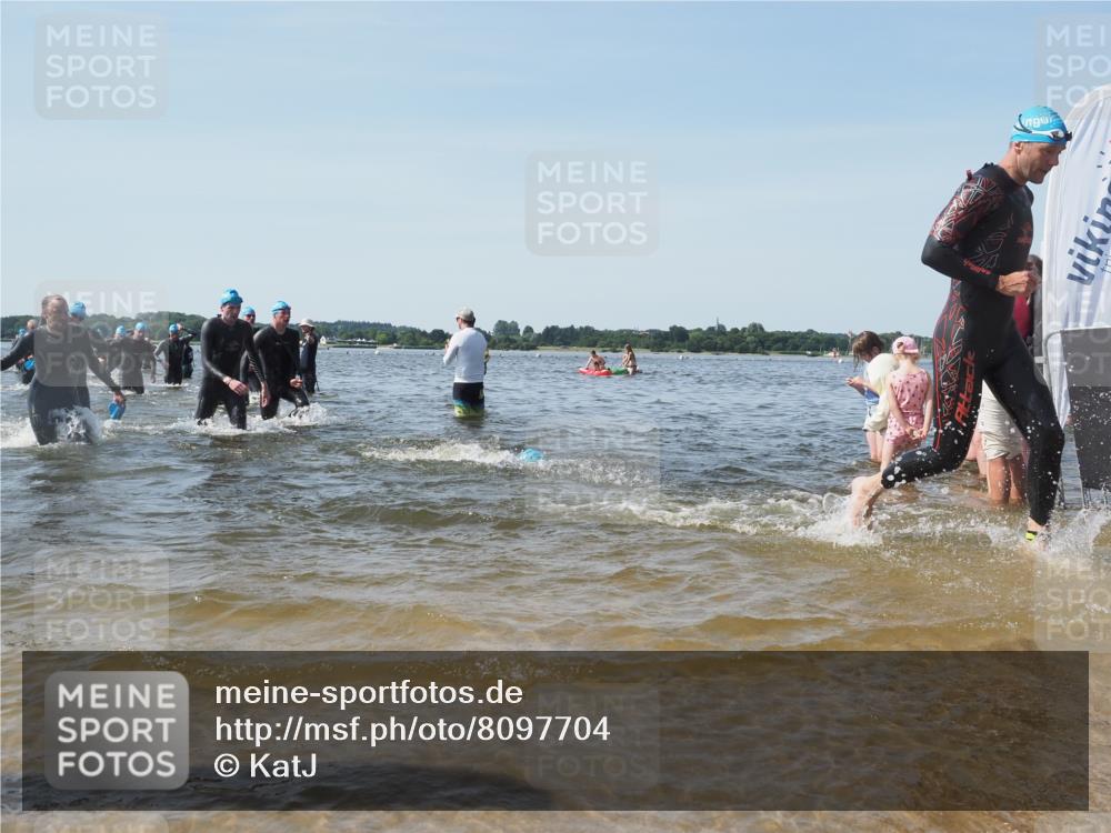 22.06.2025 - Viking Triathlon KatJ http://msf.ph/oto/8097704 22.06.2025 10:31:45 Schwimmen 87, 98, 99, 124, 125, 137, 158, 189, 224, 340, 350, 435, 507, 555, 648, 658 meine-sportfotos.de