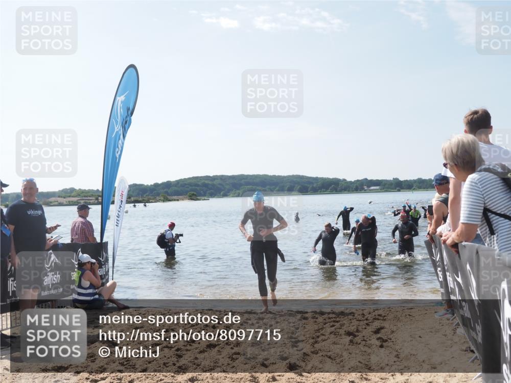 22.06.2025 - Viking Triathlon MichiJ http://msf.ph/oto/8097715 22.06.2025 10:42:49 Schwimmen 133, 171, 240, 282, 369, 441, 624 meine-sportfotos.de