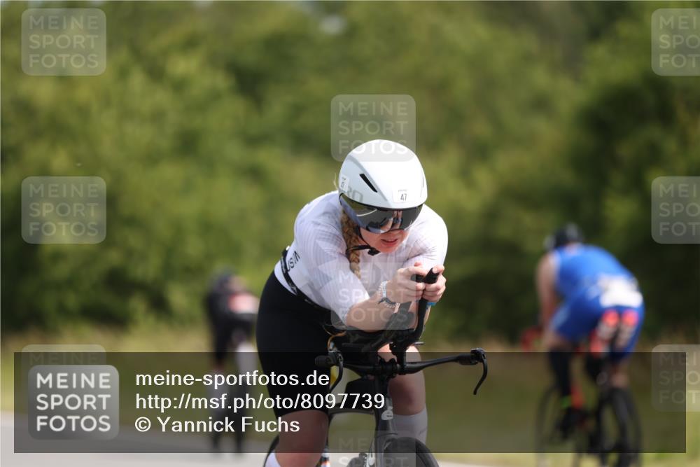 22.06.2025 - Viking Triathlon Yannick Fuchs http://msf.ph/oto/8097739 22.06.2025 11:22:24 Radfahren 47, 91, 165, 257, 490, 523, 661 meine-sportfotos.de