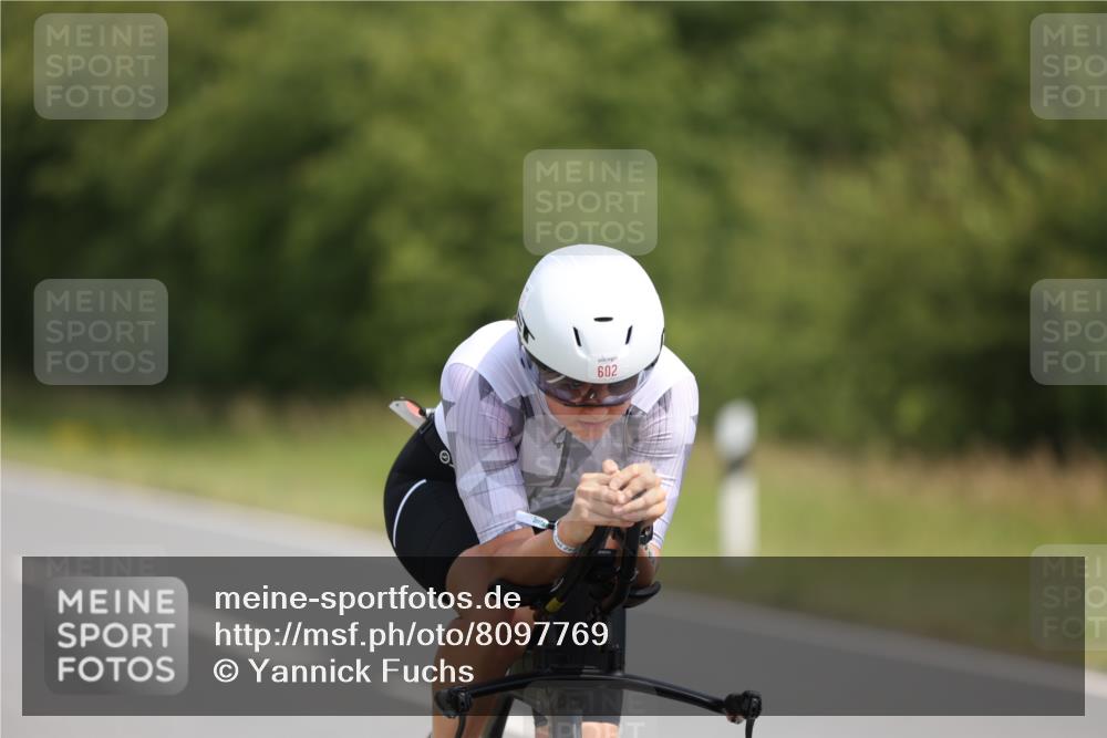 22.06.2025 - Viking Triathlon Yannick Fuchs http://msf.ph/oto/8097769 22.06.2025 12:00:30 Radfahren 457, 489, 508, 520, 602 meine-sportfotos.de