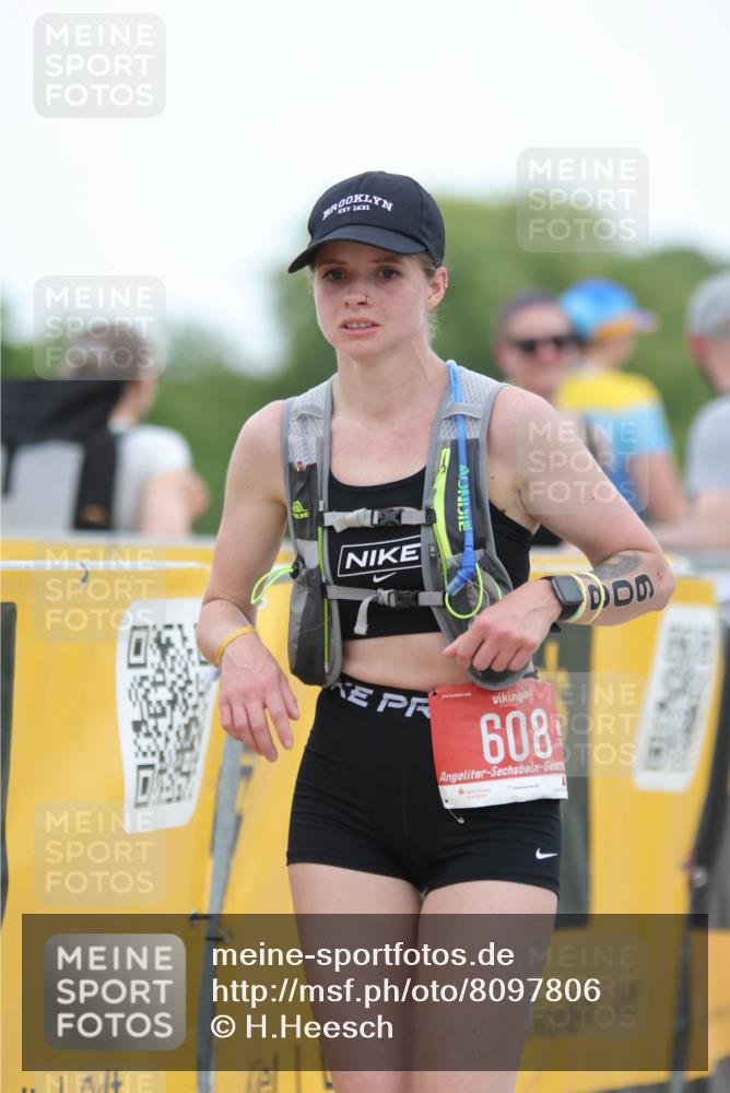 22.06.2025 - Viking Triathlon H.Heesch http://msf.ph/oto/8097806 22.06.2025 15:35:28 Laufen 85, 150, 156, 608 meine-sportfotos.de