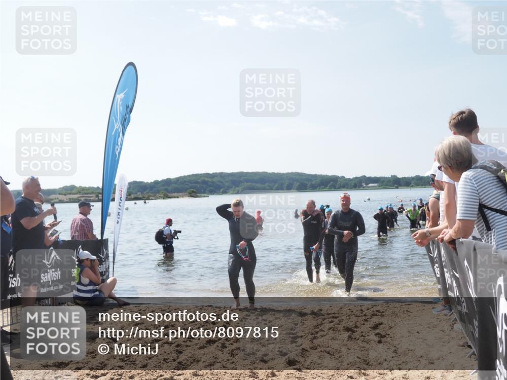 22.06.2025 - Viking Triathlon MichiJ http://msf.ph/oto/8097815 22.06.2025 10:42:54 Schwimmen 66, 128, 133, 186, 240, 282, 309, 369, 441, 450, 624 meine-sportfotos.de