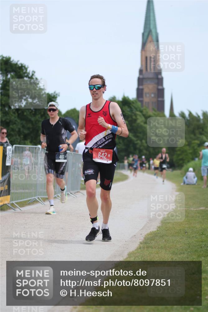 22.06.2025 - Viking Triathlon H.Heesch http://msf.ph/oto/8097851 22.06.2025 13:13:36 Laufen 38, 461, 642 meine-sportfotos.de