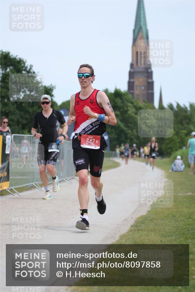 22.06.2025 - Viking Triathlon H.Heesch http://msf.ph/oto/8097858 22.06.2025 13:13:36 Laufen 38, 461, 642 meine-sportfotos.de
