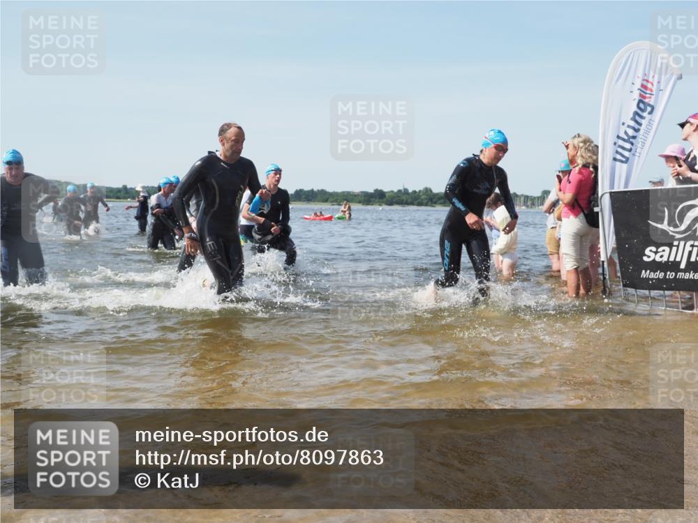 22.06.2025 - Viking Triathlon KatJ http://msf.ph/oto/8097863 22.06.2025 10:31:48 Schwimmen 87, 98, 99, 124, 125, 137, 158, 189, 224, 340, 350, 435, 449, 507, 555, 658 meine-sportfotos.de