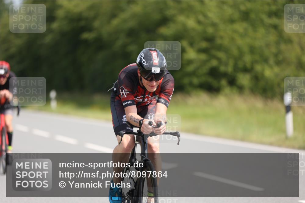 22.06.2025 - Viking Triathlon Yannick Fuchs http://msf.ph/oto/8097864 22.06.2025 11:22:41 Radfahren 2, 40, 209, 312, 316, 428, 430, 506, 542, 610 meine-sportfotos.de