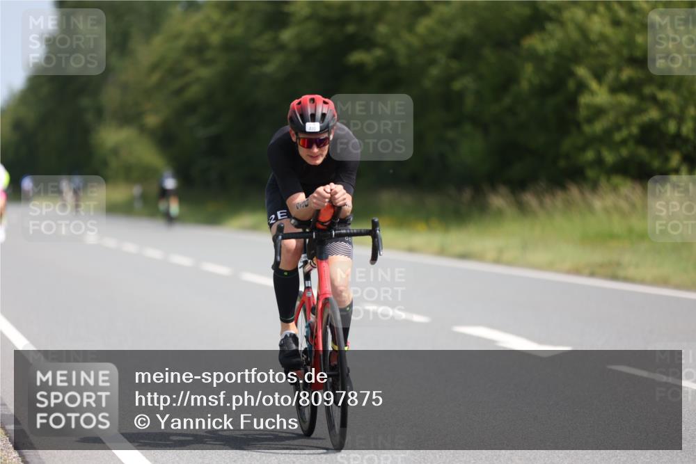 22.06.2025 - Viking Triathlon Yannick Fuchs http://msf.ph/oto/8097875 22.06.2025 11:22:42 Radfahren 2, 40, 209, 312, 316, 428, 430, 506, 542, 610 meine-sportfotos.de