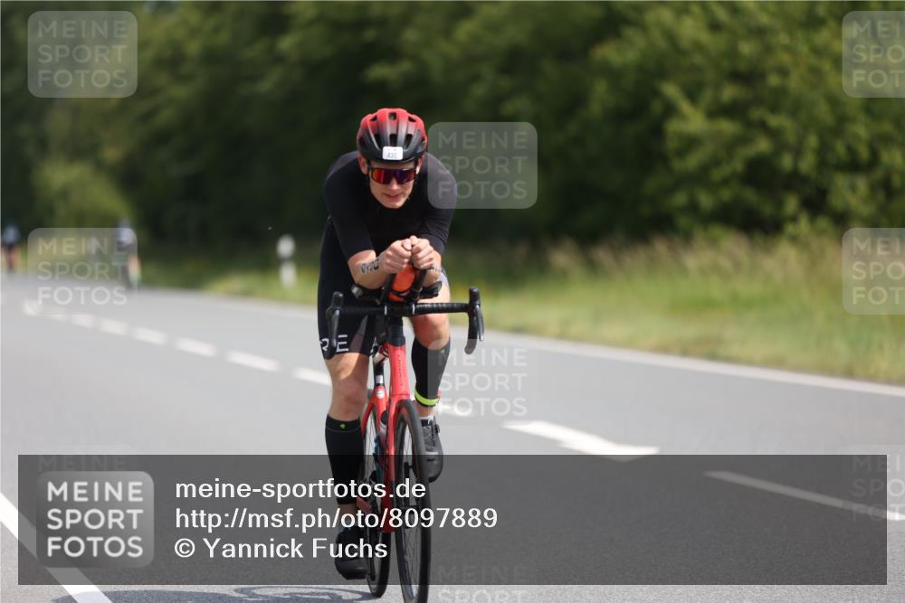 22.06.2025 - Viking Triathlon Yannick Fuchs http://msf.ph/oto/8097889 22.06.2025 11:22:42 Radfahren 2, 40, 209, 312, 316, 428, 430, 506, 542, 610 meine-sportfotos.de