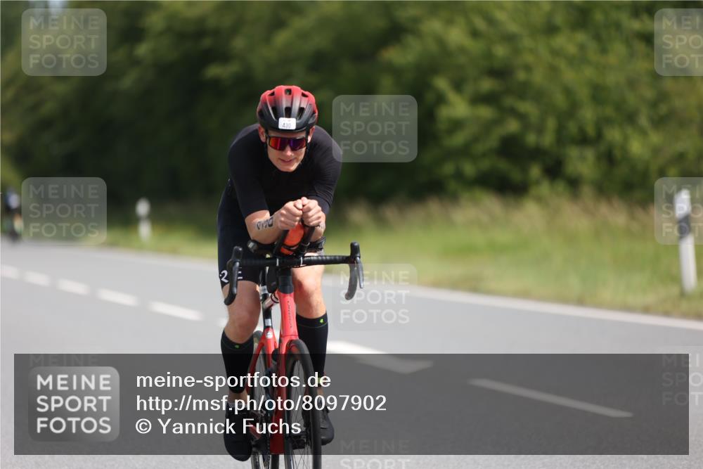 22.06.2025 - Viking Triathlon Yannick Fuchs http://msf.ph/oto/8097902 22.06.2025 11:22:42 Radfahren 2, 40, 209, 312, 316, 428, 430, 506, 542, 610 meine-sportfotos.de