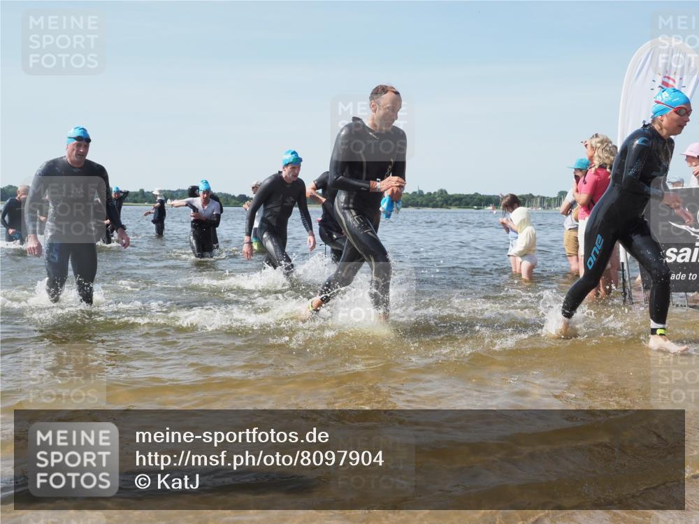 22.06.2025 - Viking Triathlon KatJ http://msf.ph/oto/8097904 22.06.2025 10:31:48 Schwimmen 87, 98, 99, 124, 125, 137, 158, 189, 224, 340, 350, 435, 449, 507, 555, 658 meine-sportfotos.de