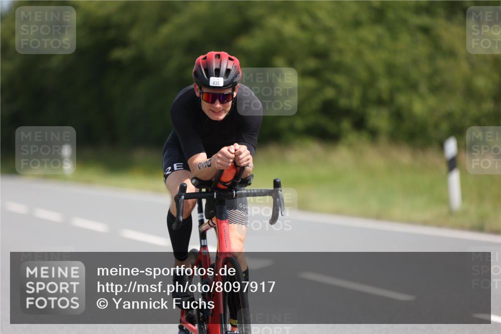 22.06.2025 - Viking Triathlon Yannick Fuchs http://msf.ph/oto/8097917 22.06.2025 11:22:42 Radfahren 2, 40, 209, 312, 316, 428, 430, 506, 542, 610 meine-sportfotos.de