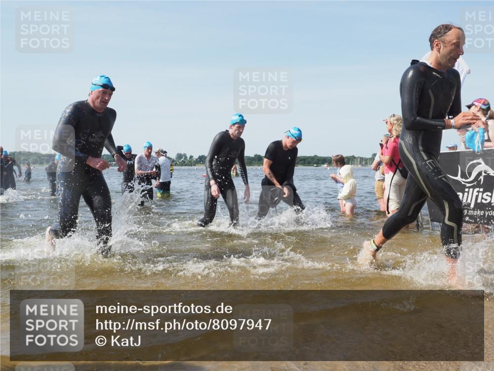22.06.2025 - Viking Triathlon KatJ http://msf.ph/oto/8097947 22.06.2025 10:31:49 Schwimmen 87, 98, 99, 124, 125, 137, 158, 189, 224, 350, 435, 449, 507, 555, 658 meine-sportfotos.de
