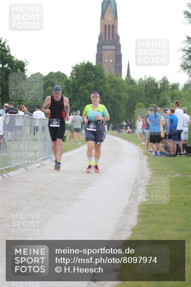 22.06.2025 - Viking Triathlon H.Heesch http://msf.ph/oto/8097974 22.06.2025 16:27:02 Laufen 308, 363, 468 meine-sportfotos.de