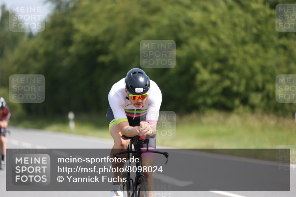 22.06.2025 - Viking Triathlon Yannick Fuchs http://msf.ph/oto/8098024 22.06.2025 11:22:46 Radfahren 2, 40, 134, 209, 312, 316, 430, 506, 542, 610 meine-sportfotos.de