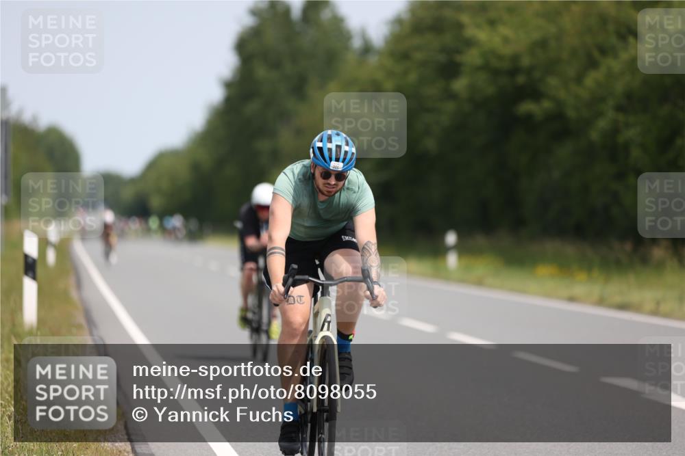 22.06.2025 - Viking Triathlon Yannick Fuchs http://msf.ph/oto/8098055 22.06.2025 12:00:42 Radfahren 98, 276, 305, 438, 439, 457 meine-sportfotos.de