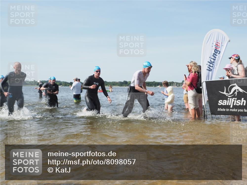 22.06.2025 - Viking Triathlon KatJ http://msf.ph/oto/8098057 22.06.2025 10:31:53 Schwimmen 63, 87, 99, 124, 125, 189, 224, 350, 435, 449, 507, 555, 658 meine-sportfotos.de
