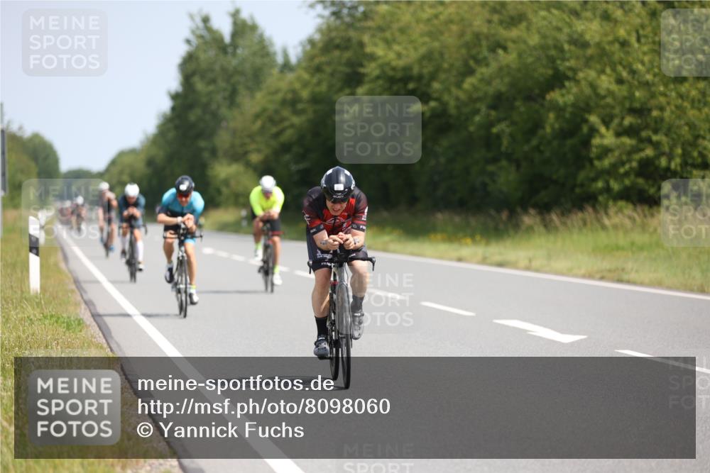 22.06.2025 - Viking Triathlon Yannick Fuchs http://msf.ph/oto/8098060 22.06.2025 11:22:47 Radfahren 2, 40, 134, 209, 312, 316, 506, 542, 610 meine-sportfotos.de